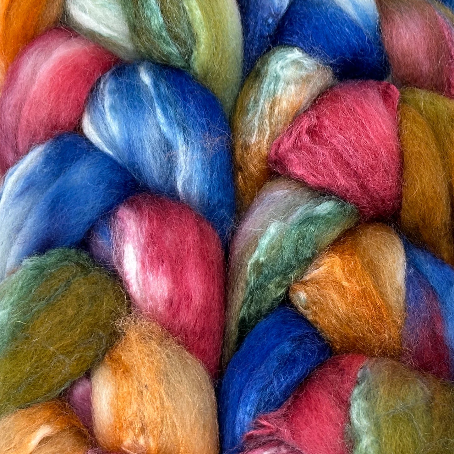 BFL/Silk Roving